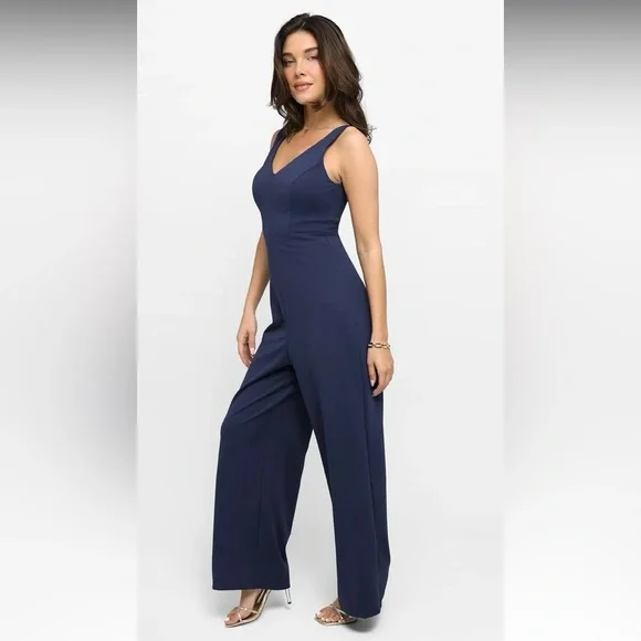 NWT Popilush Wide Leg Sleeveless V-Neck Shapewear Romper Size Medium - Picture 2 of 11